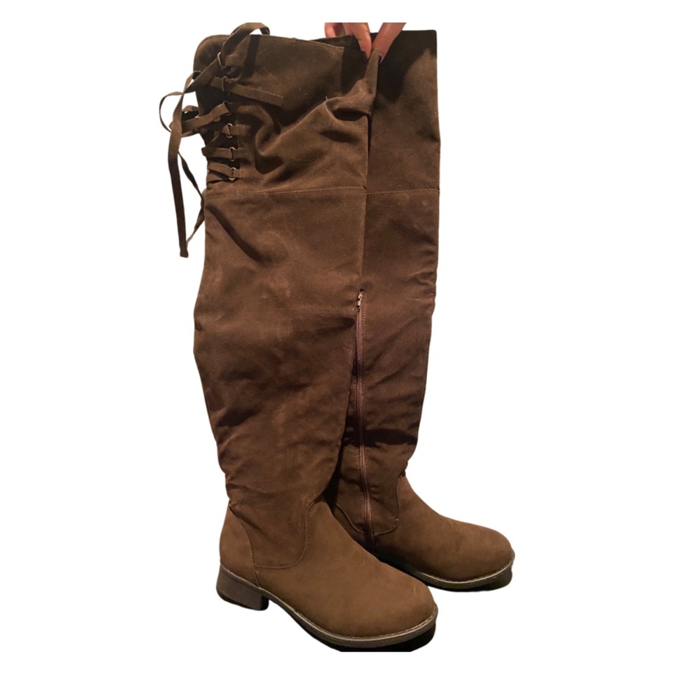 ShoeDazzle Brown Flat Boots